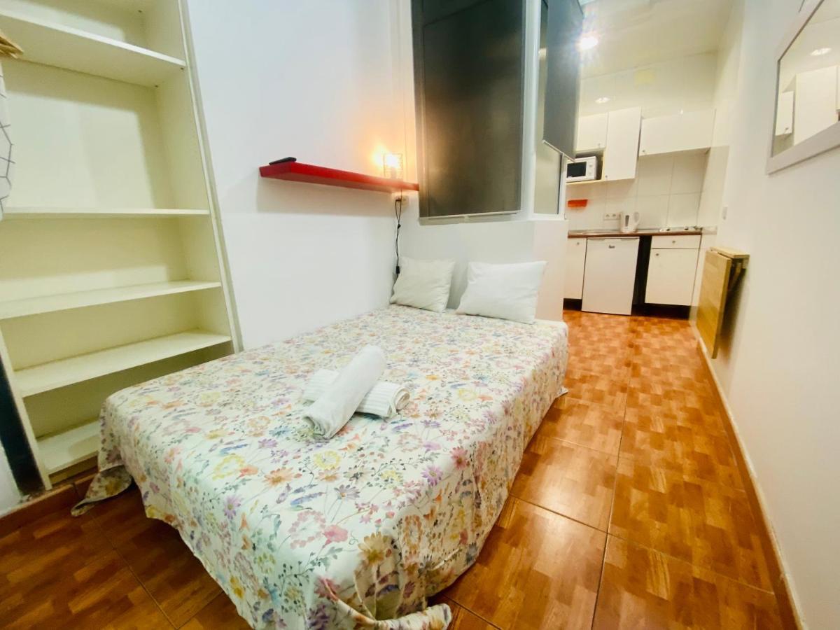 Apartamento 2.3 Apartment Barcelona Bagian luar foto