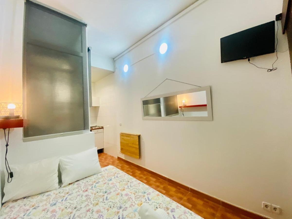 Apartamento 2.3 Apartment Barcelona Bagian luar foto