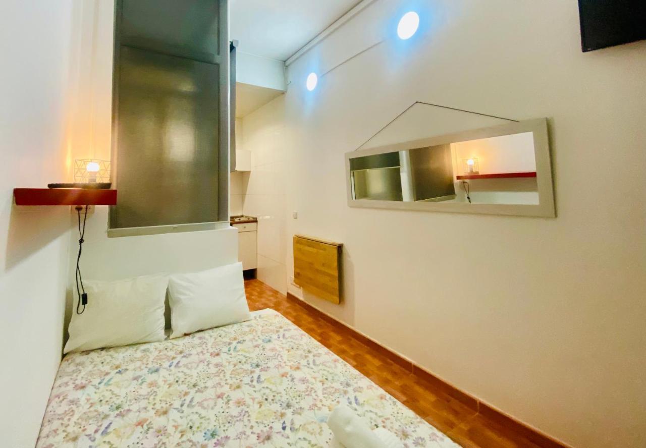 Apartamento 2.3 Apartment Barcelona Bagian luar foto